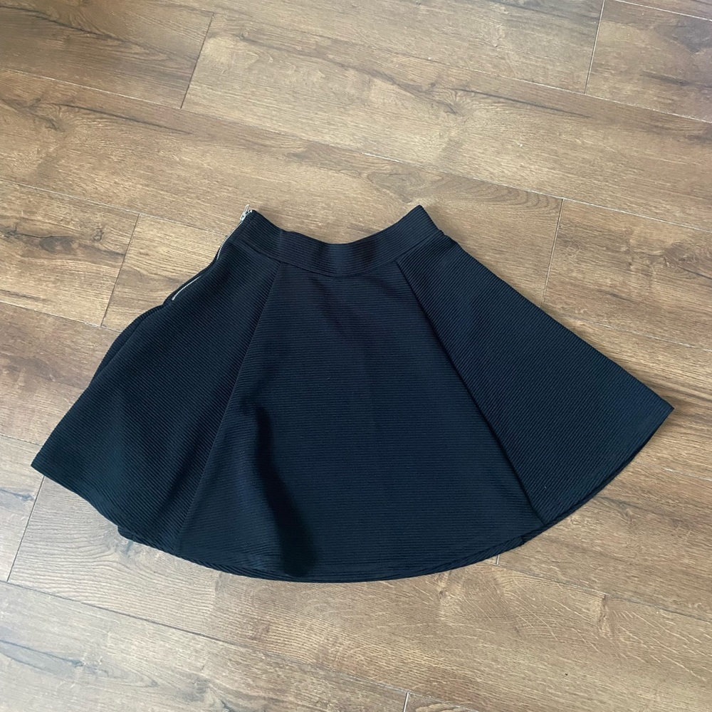 H&M Black Skirt